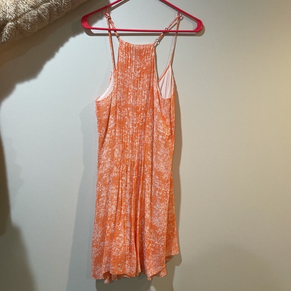 Orange and white dress - Picture 3 of 4